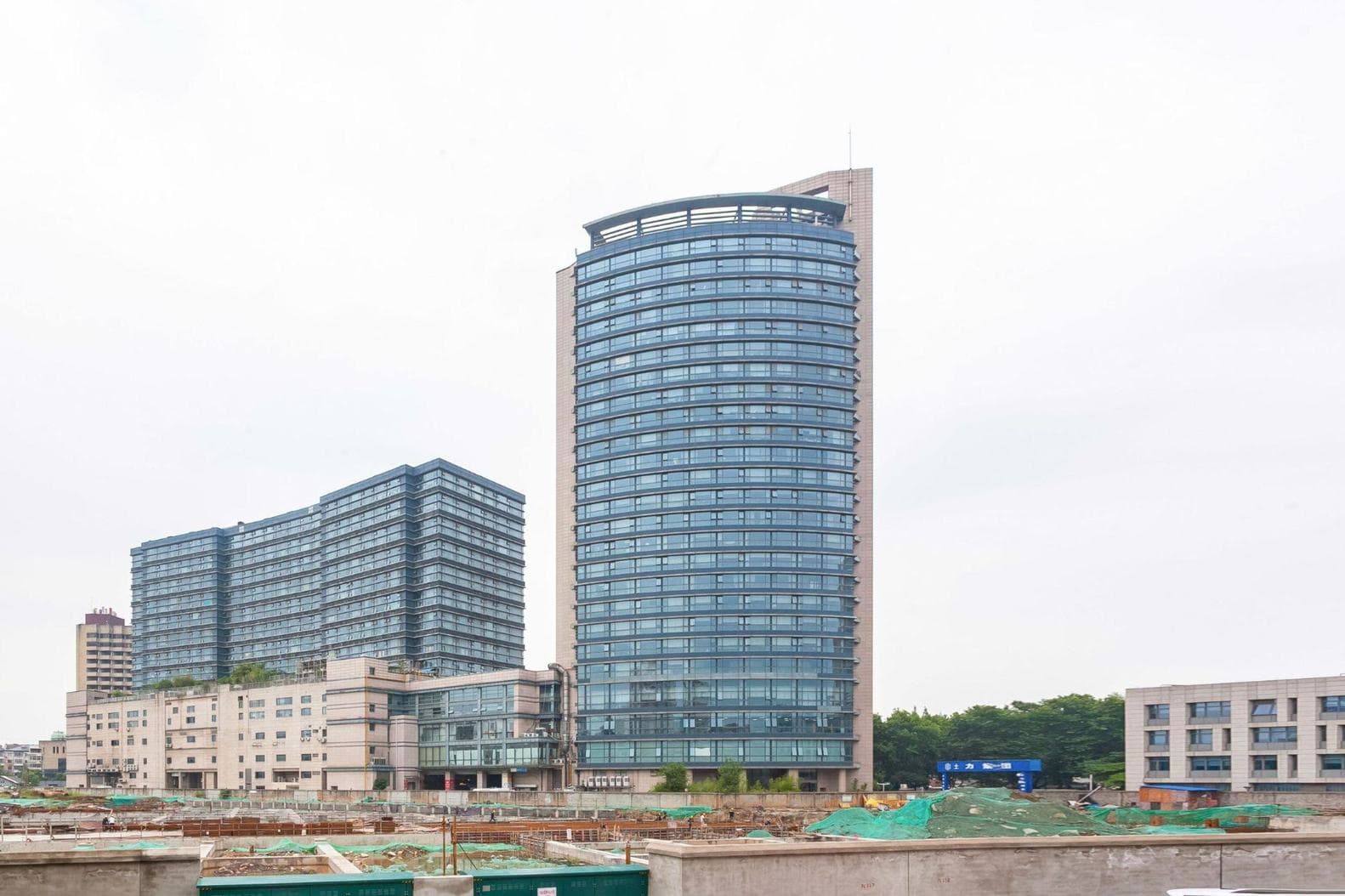 新城市虹桥中心